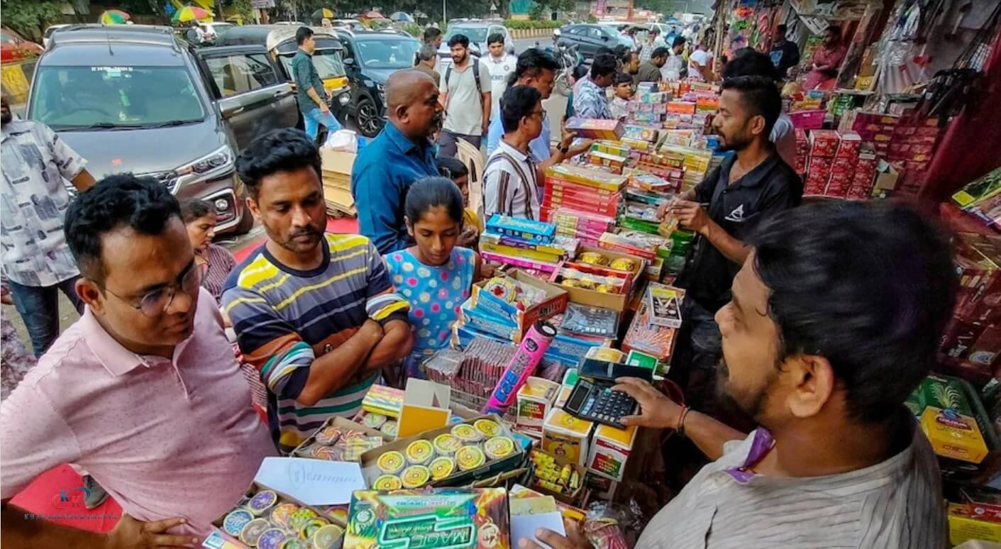 Diwali 2025 Sales Smash Records: ₹6.05 Lakh Crore Boom, 87% Opt for Indian Goods, China Takes a Hit